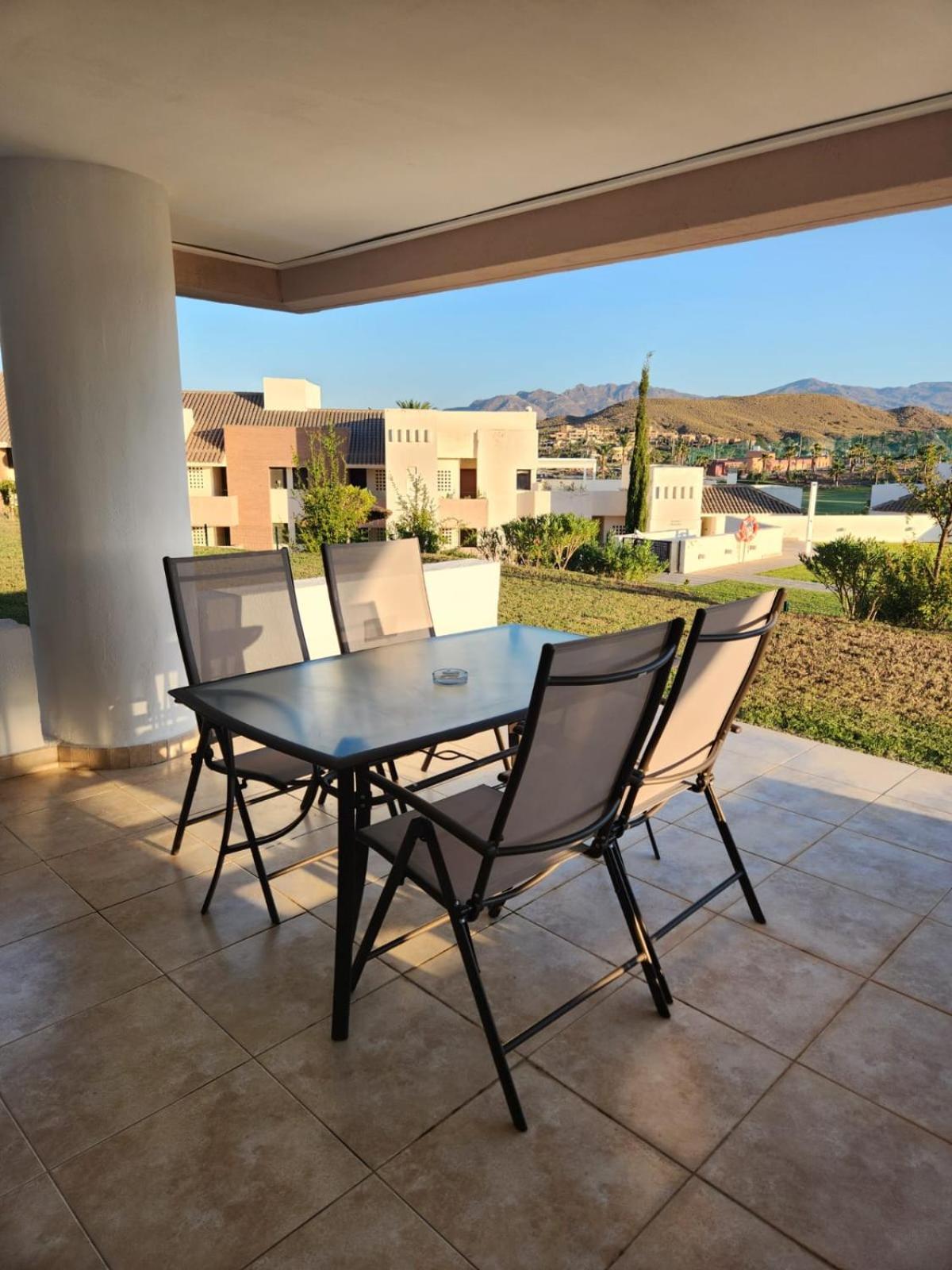 Bajo Con Vistas A La Piscina En Valle Del Este Golf Вера Экстерьер фото